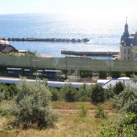 Apartment Kvartira U Samogo Moria *