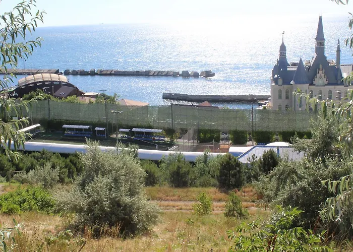 Apartment Kvartira U Samogo Moria *